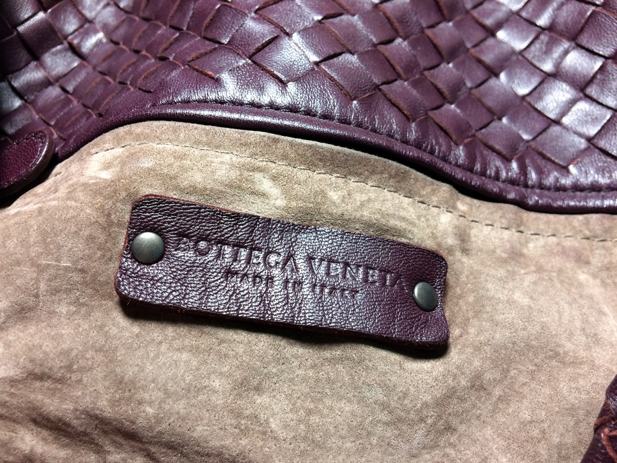 Bottega Veneta Small Chocolate Intrecciato Leather Classic Hobo, Lot  #78058