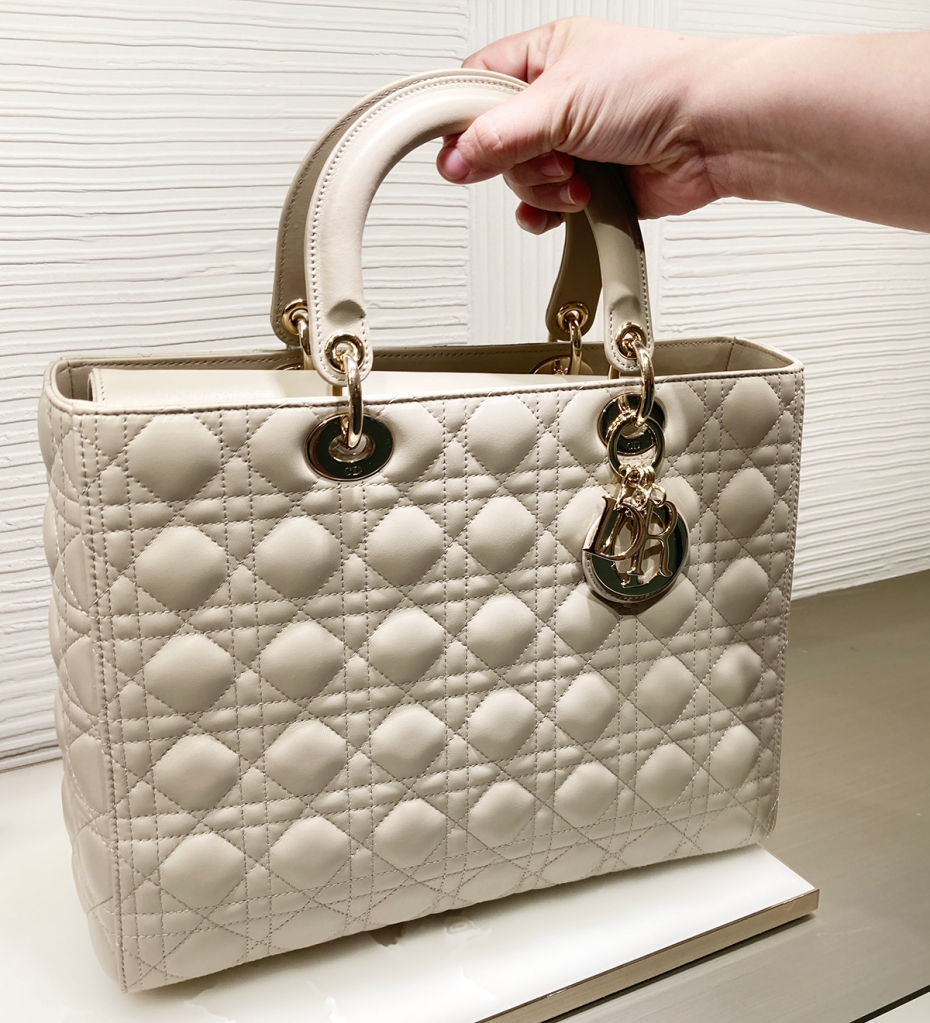 DIOR Lady Dior Top Handle Drawstring Mini Bag: Review, Pros and Cons, What  Fits and Mod Shots 