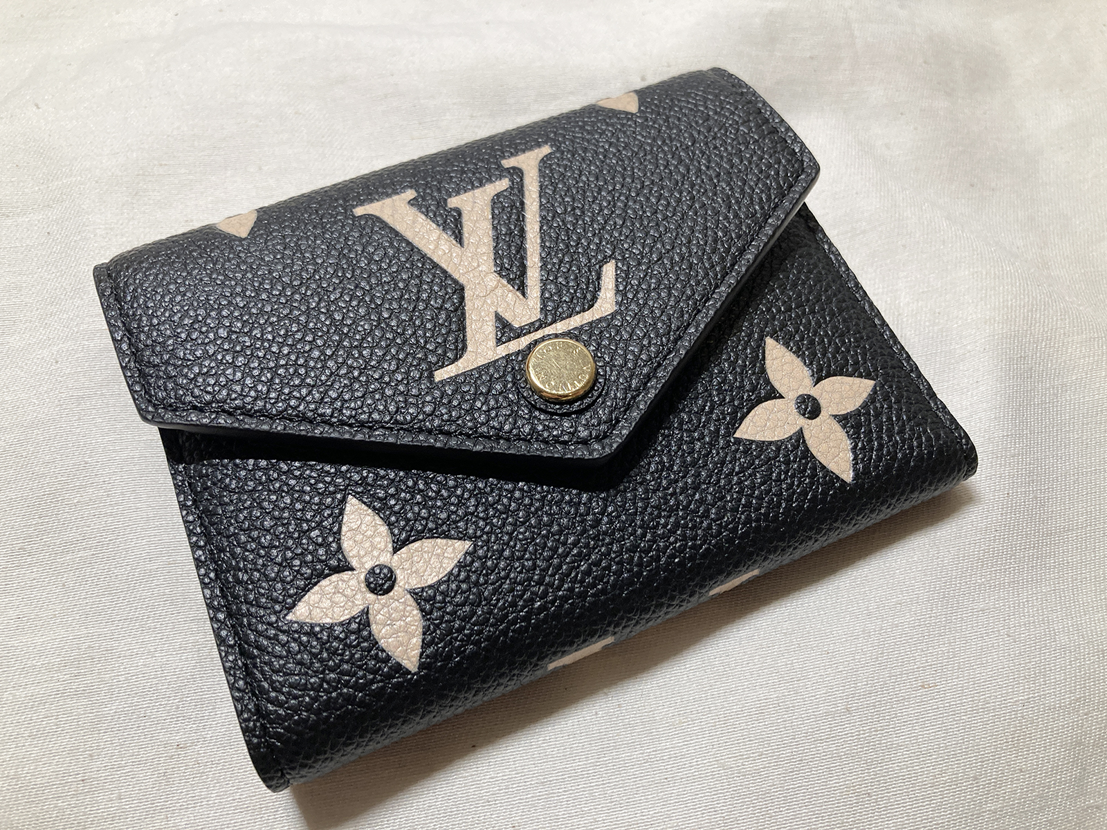 black lv wallet for women